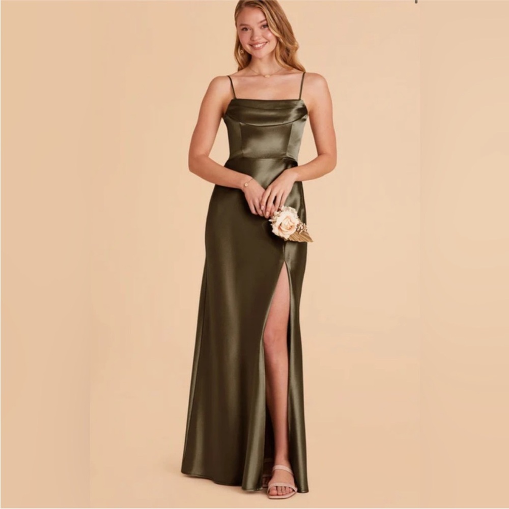 Elegant Satin Maxi Dress in Olive Green